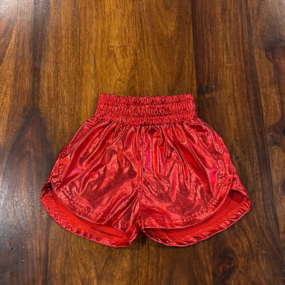 Belle Cher Girls Size 4 Red Metallic Short